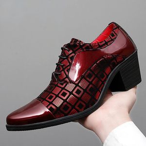 Hommes chaussures formelles talons hauts chaussures de robe de commerce mâle oxfords pointu pointue chaussure formelle pour l'homme chaussure de cuir de fête de mariage de luxe 240426