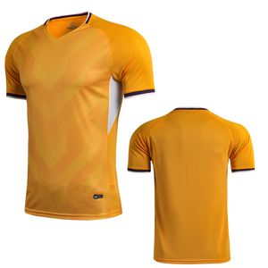 T-shirt sportif à manches courtes en or