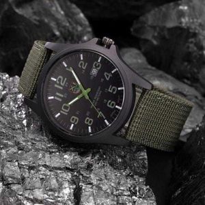 Heren hoge kwaliteit horloges van buitensportstijl Datum Heren Olive Analoog Quartz Staal Polshorloge Voor Man Gift Reloj Hombre H1012208S