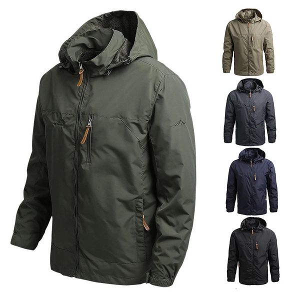 Hommes Hooded Raincure d'hiver étanche à la peau tactique de veste militaire sport de randonnée de randonnée de veste solaire de veste solaire 240416