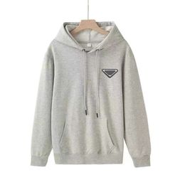 Hommes Hoodies Mode Pull Femmes Designer Hoodie Classique Loisirs Multicolore Chaud Automne Hiver Coton Pull Sweetwear Veste Européenne Tailles Américaines