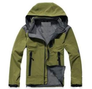 Veste hommes 2022 The Winter New Outdoor Sportswear Softshell Men039s Vestes Windproof Water Proofs Breathable Outdoor Ski Suit C6763219
