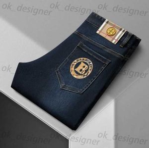 Jeans de créateurs de jeans pour hommes jeans de luxe en haute lumière pour hommes et lettre d'hiver de marque de marque de mode de mode de mode Sente Slim Fit Pantalon pour hommes