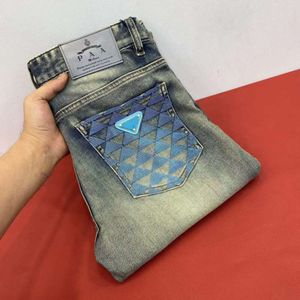 Men Jeans Diseñador Pantalones Mensos Fashion Pockets Letters Pantalones de mezclilla estirados Jeans rectos