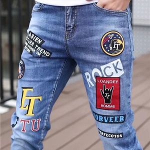Jeans masculin jeans street hip-hop jeans mâle pantalon de style punk mâle pantalon de printemps d'été hommes slim slim fit de haute qualité jeans mans 240424