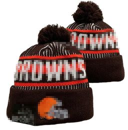 Hommes tricotés à revers Pom Cleveland CHI Bobble chapeaux Sport tricot chapeau rayé côté laine chaud Baseball bonnets casquette pour femmes A0