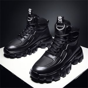 Hommes bottes en cuir aléatoire noir haut gang chaussures de sport antidérapant hiver Plus velours extérieur augmenté les hommes bottes forme ronde 220628