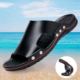 Sandalias de cuero de hombres Sumpers zapatillas de playa de calidad zapatos casuales zapatillas de gran tamaño de fondo de fondo plano zapatilla cáual