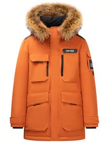 Manteau en duvet à capuche avec détails patchés et bordure floue pour hommes