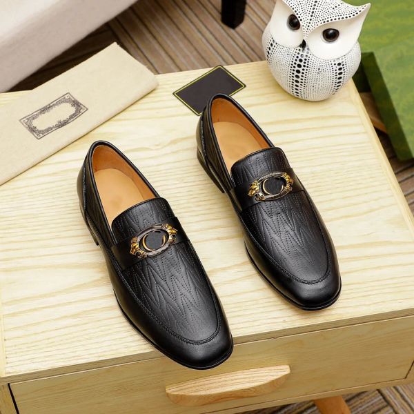 Hommes mocassins en cuir véritable chaussures pour hommes créateur de mode chaussure habillée sans lacet mariage haute qualité mocassins en métal marron noir