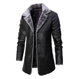 Men Long Pu Leather Coat Boys Winter Velvet Dikke Windscheiding Lange mouw Top Faux Fur Oversized Jacket 4xl Button Up Overcoat L220725