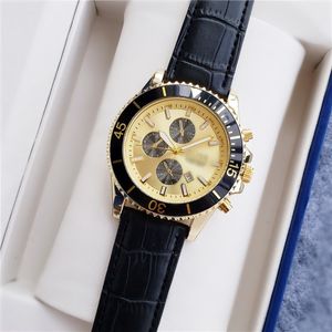 Heren luxe ontwerper Automatisch quartz horloge Heren automatische veelzijdigheid chronograaf lederen band 6 wijzers Horloges b4