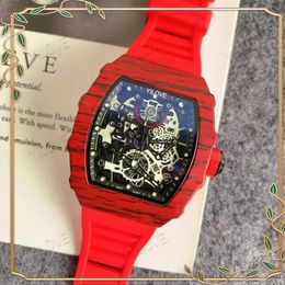 Men Luxury Sports Designer Brand Watch Skeleton Dial 43mm Quartz Mens Fashion Silicone Strap Clock Multicolor Military Analog Montere Gift Sapphire Wristwatch