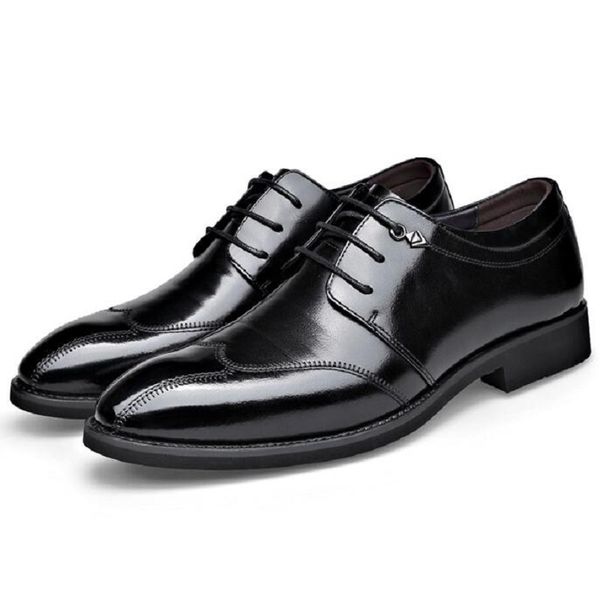 Mocasines de hombre Zapatos casuales de cuero genuino negro marrón Zapatos de vestir de boda formales para hombres D2A15