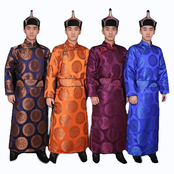 Les hommes portent des vêtements asiatiques sur scène orientale, costume mongol, robe nationale en soie, fête de mariage, vêtements de performance classique