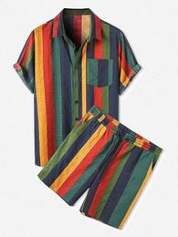 Tenue pour hommes Set European American Style Mens Beach Hawaiian Color Striped ShortSeved Shorts Suit Twopiece 240518