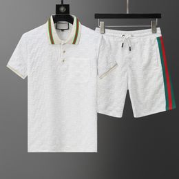 Men Polo Sport Shorts 2 pièces 2024 Fashion Designer Tracksuis Sports Sports Mens Cotton Polos Shirt Casual Pant Jogger Suits
