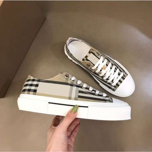 Mannen Print Geruite Katoenen Sneakers Dames Casual Schoenen Vintage Veterschoenen Klassiek Rooster Zwart Wit Outdoor Schoenen Topkwaliteit Met Doos NO288