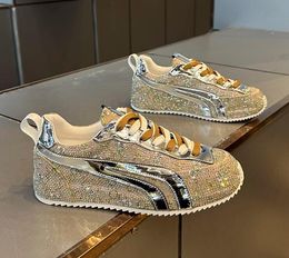 Men Gedrukte Comfort Designer Sneakers Rhinestone Mixed Colors Slip-on Glitter Casual Nieuwe platte lederen schoenen Dikke Bottom Leisure Walking Loafers 92193