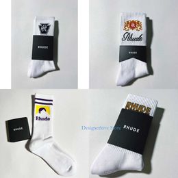 Hombres Rhud Socks Diseñador de calcetines Luxury Calcetines de alta calidad Mujeres Algodón puro Confort de algodón Absorben medias de aire de sudor Socken Classic Meias