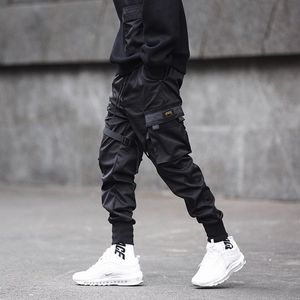 Hombres Cintas Patchwork Bolsillos múltiples Hip Hop Pantalones cargo Pantalones tácticos negros Hombres Casual Slim Joggers Hiphop Punk Pantalones Y19042201