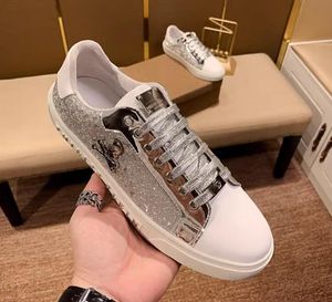 Men Royal Wedding Dress Style Shoes Skull Head Nightclub schoenen Handgemaakte patroon Exotische ontwerper Italië Loafers mode veter-up casual sneakers 5