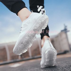 Mannen Loopschoenen Sportschoenen Vrouwen Ademende Atletische Outdoors Sneakers Luchtkussen Mannen Volwassenen Trainers Lace-up Mannelijke Sneakers v78