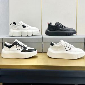 Hommes Running Trainers Blanc Casual Chaussures Femmes Designer Chaussures À Lacets Voyage En Cuir Sneaker Dame Épaisse Semelle Femme Plate-Forme De Chaussure Gym Baskets Taille 35-42-44-45 Avec boîte