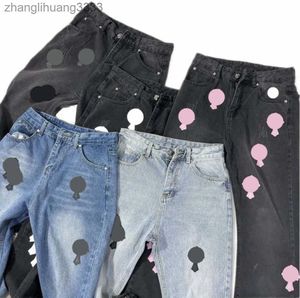 Designer masculin en 2023 pour hommes font un vieux jean lavé chrome pantalon droit des lettres de coeur pour femmes hommes décontractés de style long