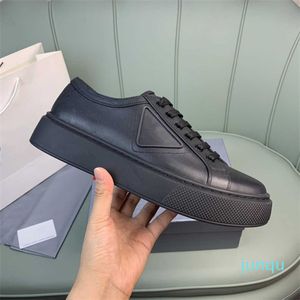 Zapatos informales para hombre y mujer, plataforma impermeable blanca y negra, zapatillas deportivas planas elevadas para exteriores, calzado de entrenamiento