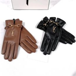 Leren handschoenen voor heren en dames Modeontwerperhandschoenen wanten vijf vingers 7 kleuren luxe producten
