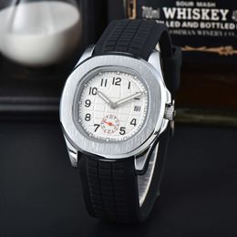 Relojes para hombres y mujeres 5968A Relojes de pulsera de granada de cuarzo de 40 mm Correa de caucho cómoda Relojes luminosos impermeables a prueba de agua de 5 ATM Relojes de alta calidad Montre de Luxe Gold Watch 111
