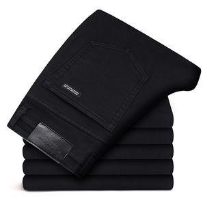 Jeans noirs pour hommes 2020 automne et hiver marque vêtements de haute qualité denim coton confortable affaires décontracté coupe slim jeans 201118