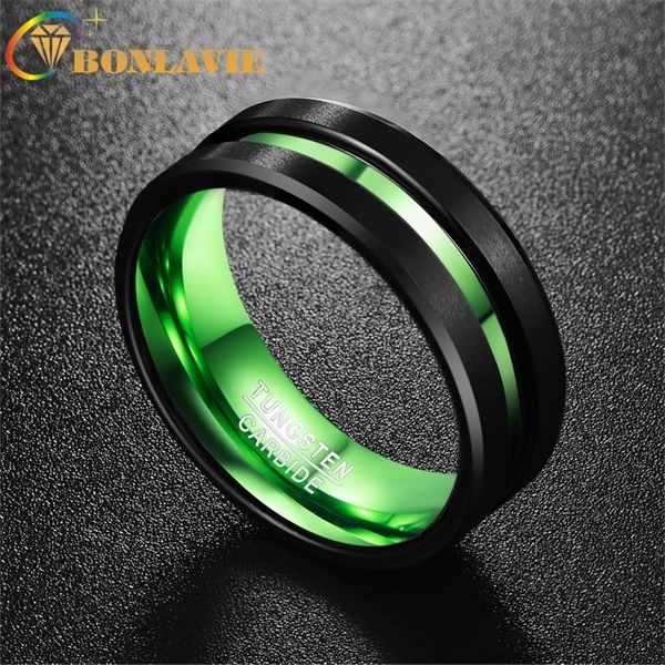 Anillo de carburo de tungsteno con acabado mate negro para hombre, ranura central verde, bordes biselados pulidos, ajuste cómodo, tamaño 6-16, superventas Y1124