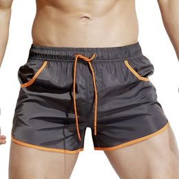 Shorts de planche pour hommes Pantalons de plage d'été Séchage rapide Maillots de bain Shorts pour hommes Causal Trunks Plus Taille Boxershorts en vrac Pantalones Y0408