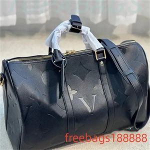 Bolso de lona en relieve negra de marca para hombres Bag de viaje de 50 cm Classic Bolso de bolso de lujo de cuero de cuero de cuero para hombres y femeninos estampados