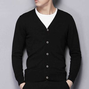 Heren Cardigan Truien Katoen Gebreide Effen Kleur Knitwear Lange Mouw V-hals Losse Button Breien Male Casual Kleding NIEUW Y0907