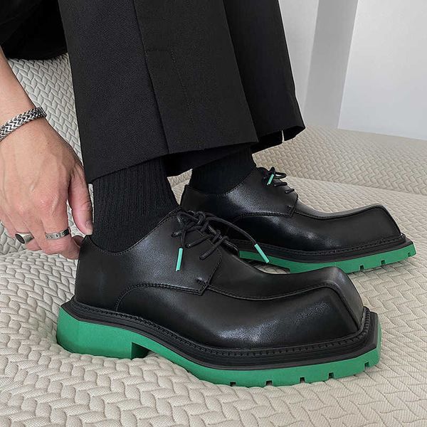 Chaussures en cuir à bout carré et semelle verte pour hommes, chaussures Derby de Niche, augmentant la hauteur, à grande boucle, 112323a