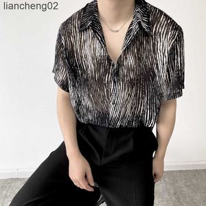 Chemises décontractées pour hommes 2022 été chemises à rayures lâches hommes à manches courtes chemise surdimensionnée Unique Streetwear Hip Hop Harajuku hauts Social Party Blouse W0410