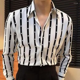 Chemises décontractées pour hommes 2024 Stripe Couleur Contraste Shirt Social Business Men British Slim Trend Office Bouton Long