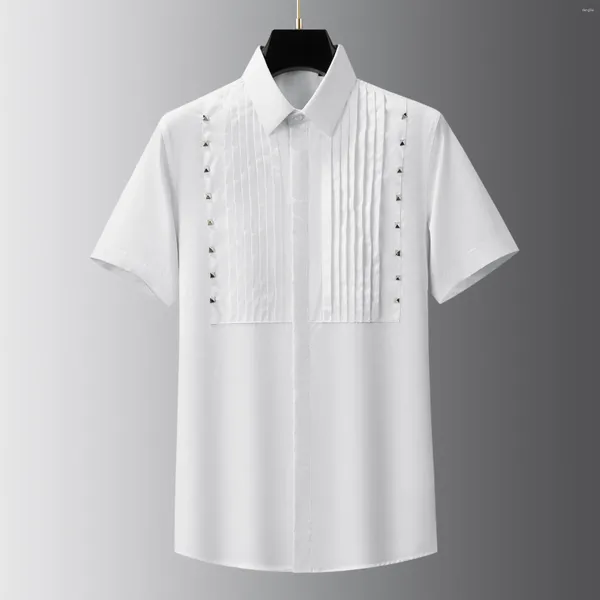 Chemises décontractées masculines 2024 Été tendance Soup de pliage à la main Decoration Rivet Decoration à manches à manches Slim Slim Fit Shirt