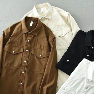 Chemises décontractées pour hommes Amekaji Rétro Coton lavé Printemps Manches longues Blouses américaines pour la mode Jeune homme Travail Porter des hauts quotidiens