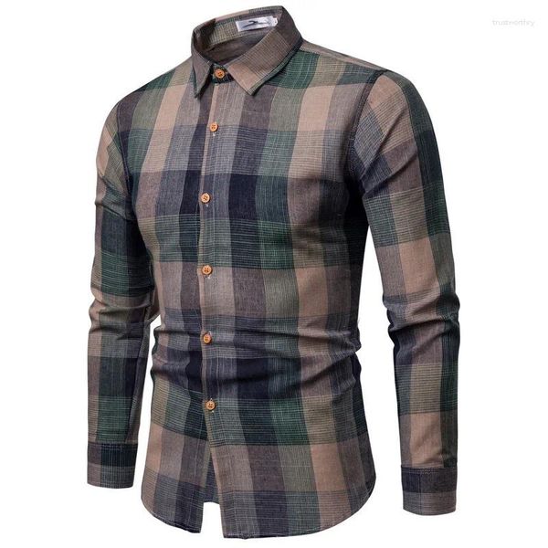 Chemises décontractées pour hommes automne et hiver coupe ajustée édition coréenne chemise à manches longues à carreaux colorés mode jeunesse évider tendance