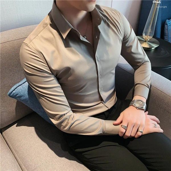 Chemises décontractées pour hommes Vêtements Business Shirts en coton pur élégant / robe de revers mince mâle.