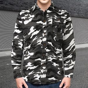 Camisas informales de camuflaje militar para hombre, abrigo con bolsillo y botones, Tops con cuello vuelto, ropa de calle de manga larga, camiseta para hombre