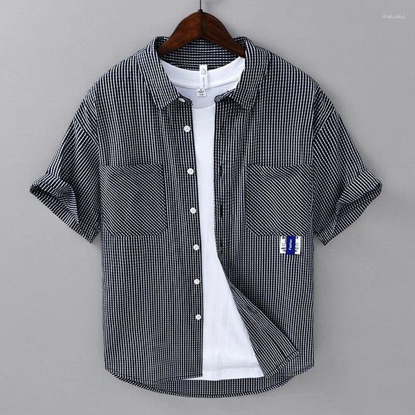 Camisas casuales para hombres Camisa de cheque de miles de pájaros para hombres para hombres japonés suelto versátil blusa delgada cityboy jóvenes de manga corta