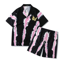 Chemises décontractées pour hommes bouton de créateur de chemise 2024 Fashion High Street Digital Printing Butterfly Loose Short Shirt à manches courtes pour hommes