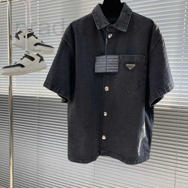 Chemises décontractées pour hommes Designer Chemise pour hommes noir à simple boutonnage en denim lavé chemises à manches courtes designer T cardigan tee top hommes femmes T-shirt IV7M