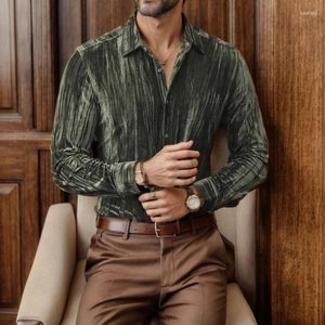 Chemises décontractées pour hommes Élégant Vintage Luxe Noir Velours Robe Pour Hommes Slim Fit Armée Vert Gentleman Rétro Velours Hiver Hommes Vêtements 2024