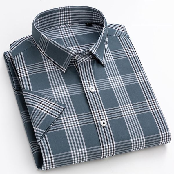 Chemises décontractées pour hommes Angleterre Style doux 100% coton chemises à manches courtes poche plaquée unique été décontracté coupe standard chemise à carreaux à carreaux 230505